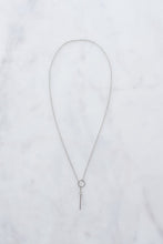 Load image into Gallery viewer, Silver Threader Necklace
